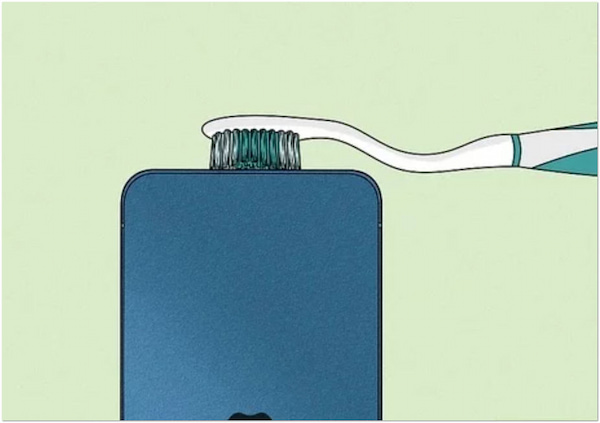 Method 1 Use Soft Bristled Toothbrush
